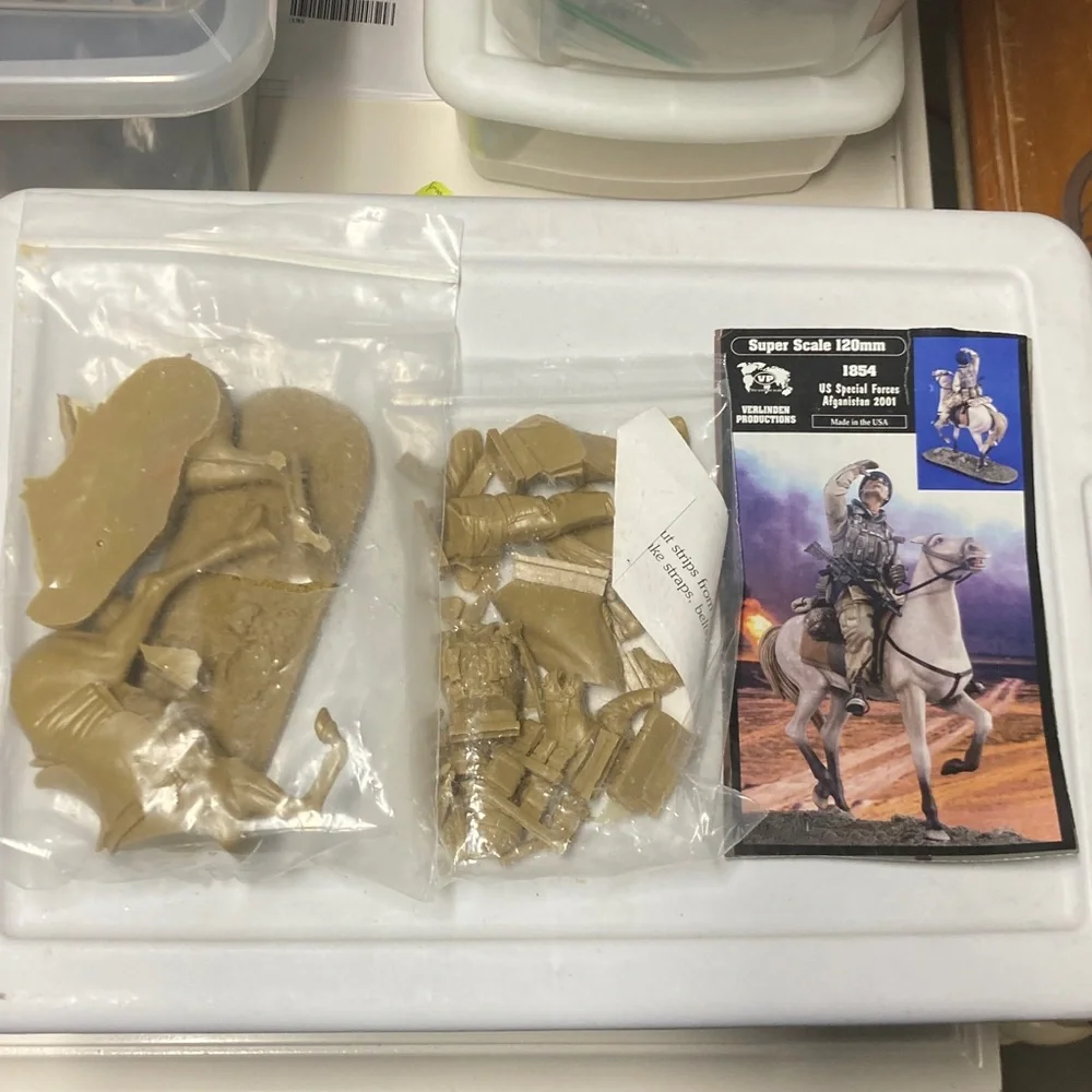Verlinden 120mm Super Scale, kit no 1854, US Special Forces Afganistan 2001, new